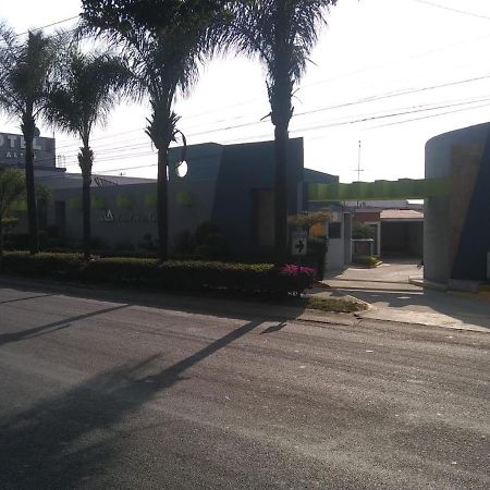Motel Los Altos Tlaquepaque Eksteriør billede
